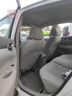 نیسان سێنترا